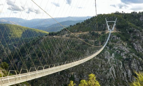 En Portugal se Inaugura el Puente Colgante Peatonal Más Largo Del Mundo